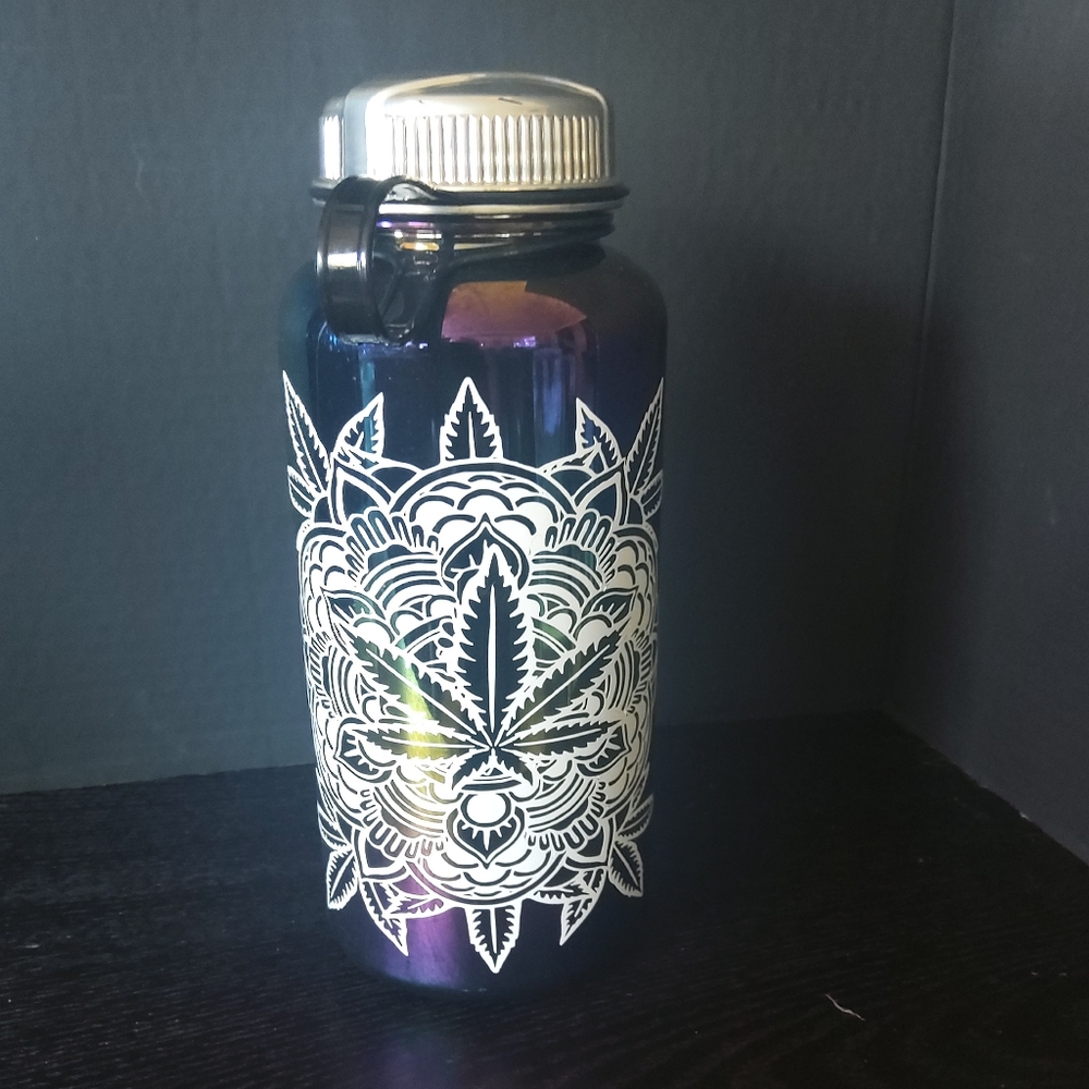 Blk rainbow water bottle